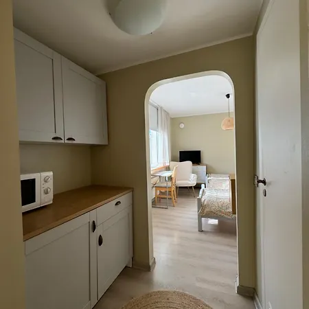 Ohtu Poik 4 Center Pärnu